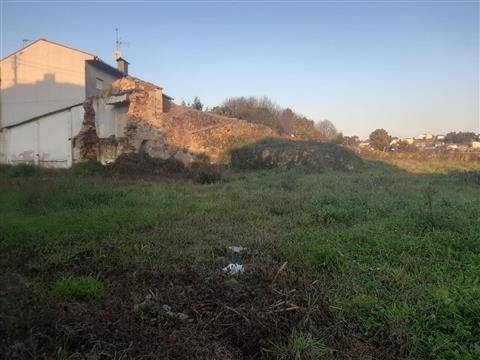 Terreno na Vila de Cucujães, Oliveira de Azeméis