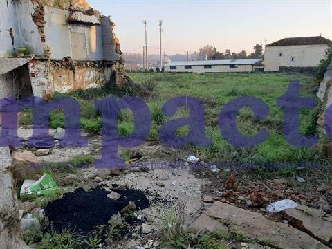 Terreno na Vila de Cucujães, Oliveira de Azeméis