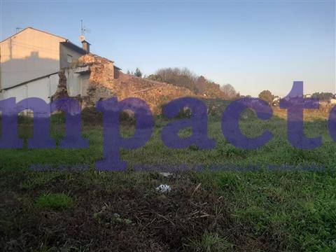 Terreno na Vila de Cucujães, Oliveira de Azeméis
