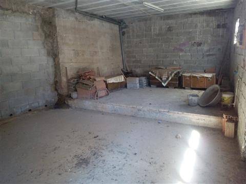 Moradia T3 para restaurar S. João da Pesqueira.