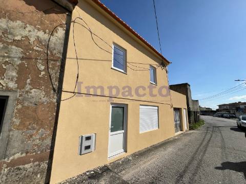 Moradia Geminada T3 em Cucujães, Oliveira de Azeméis