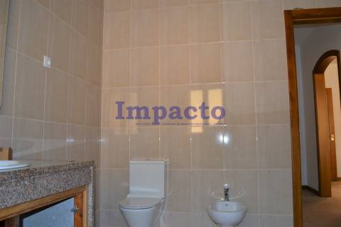 Quinta com moradia T6 em Fajões, Oliveira de Azeméis