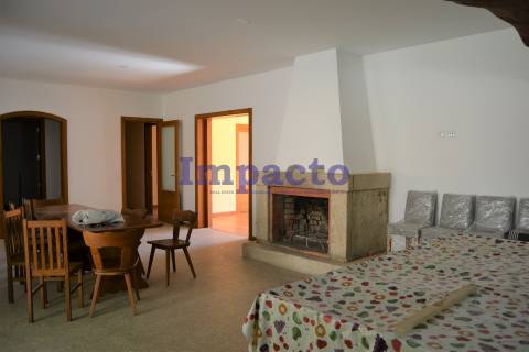 Quinta com moradia T6 em Fajões, Oliveira de Azeméis