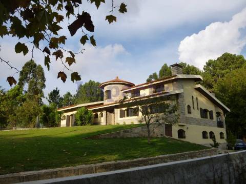 Moradia Isolada T4 em São Roque, Oliveira de Azeméis