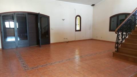 Moradia Isolada T4 em São Roque, Oliveira de Azeméis