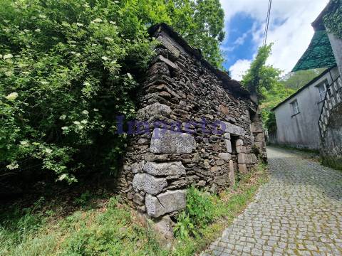 Moradia Rústica T1 Ameixieira, Arouca