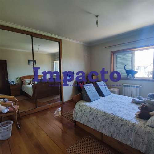 Comprar Moradia isolada T3+1 em São João da Madeira