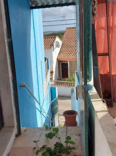 Venda Judicial de Moradia para remodelar em Vila Chã, Ventosa