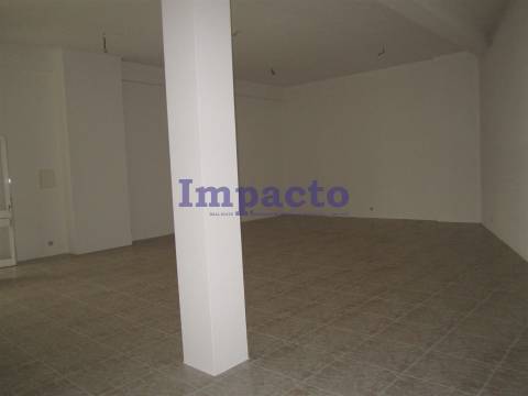 Loja em São João da Madeira