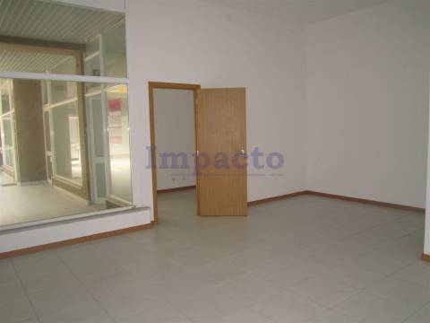 Loja em São João da Madeira