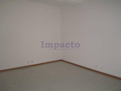 Loja em São João da Madeira