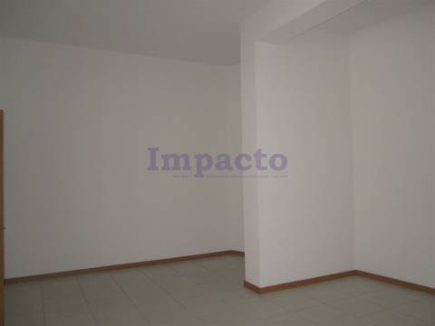 Loja em São João da Madeira