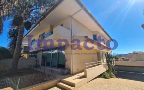 Moradia Geminada T3 em São João da Madeira