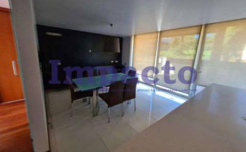 Moradia Geminada T3 em São João da Madeira