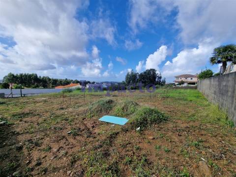 Terreno para construção em Escapães, Santa Maria da Feira.