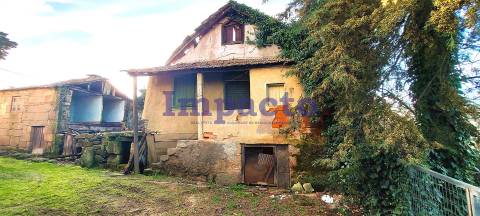 Venda Judicial de moradia em ruínas localizada em Pindelo