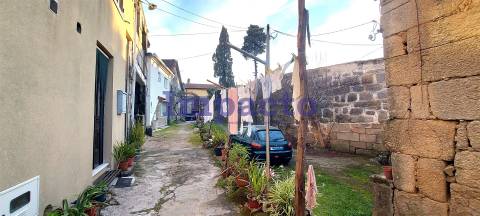 Venda Judicial de moradia em ruínas localizada em Pindelo