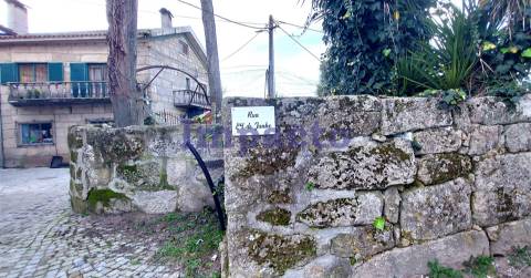 Venda Judicial de moradia em ruínas localizada em Pindelo