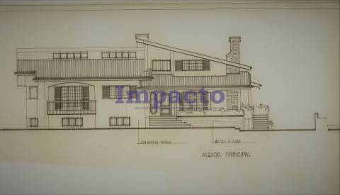 Pavilhão Industrial em Nogueira do Cravo, Oliveira de Azeméis.