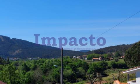 Moradias para reconstrução em Ossela, Oliveira de Azeméis