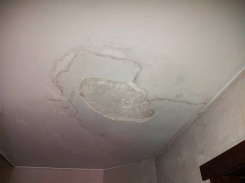 Moradia T4 para remodelar em São João da Madeira