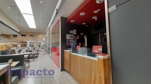 Trespasse de negócio em pleno funcionamento em Canedo