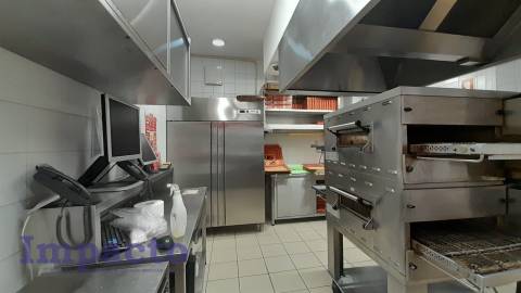 Trespasse de negócio em pleno funcionamento em Canedo