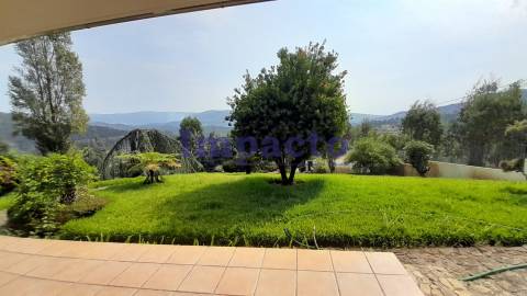 Moradia T4 independente em Ossela, Oliveira de Azeméis