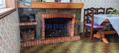 Moradia T3 isolada em Fajões,Oliveira de Azeméis