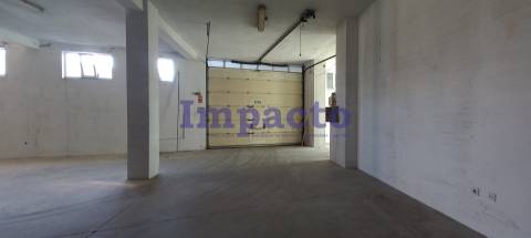 Armazém em São João da Madeira