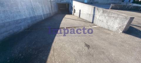 Armazém em São João da Madeira