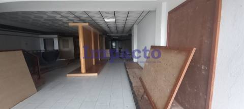 Arrendar Loja em São João da Madeira