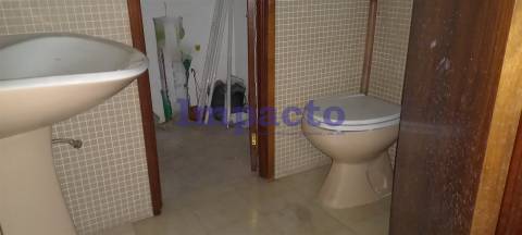 Arrendar Loja em São João da Madeira