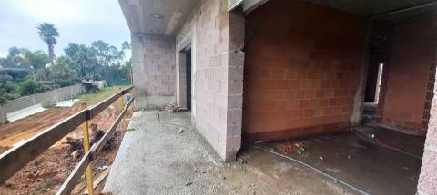 Moradia T3 em Construção em Nogueira do Cravo, Oliveira de Azeméis