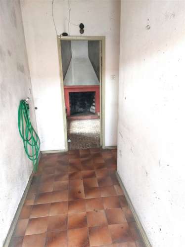 Moradia para reabilitar junto à Ponte do Abade em Sernancelhe