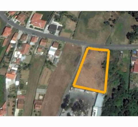 Terreno rústico em Espinho