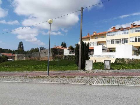 Lote de Terreno urbano em Oliveira de Azeméis