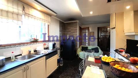 Excelente moradia T4 isolada em Macieira de Sarnes