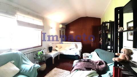 Excelente moradia T4 isolada em Macieira de Sarnes