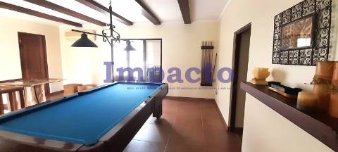 Moradia Térrea, Renovada a escassos minutos de S.João da Madeira