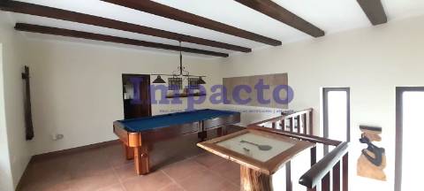 Moradia Térrea, Renovada a escassos minutos de S.João da Madeira