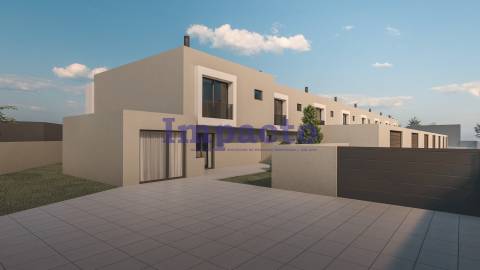 Moradia T3 em banda em construção, Loureiro, Oliveira de Azeméis.