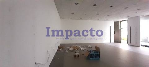 Loja para venda em Albergaria-à-Velha