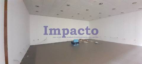 Loja para venda em Albergaria-à-Velha