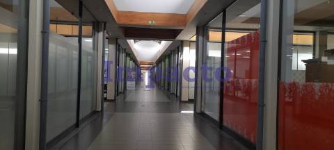 Loja para venda em Albergaria-à-Velha