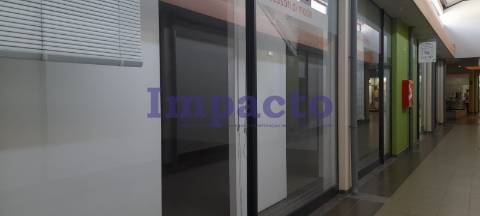 Loja para venda em Albergaria-à-Velha