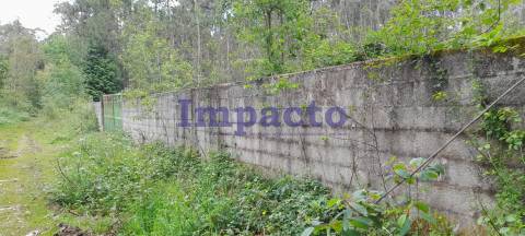 Terreno rústico em Milheirós de Poiares, Santa Maria da Feira.