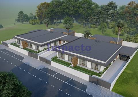 Moradias em construção T3+1 em São João da Madeira