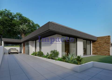 Moradias em construção T3+1 em São João da Madeira