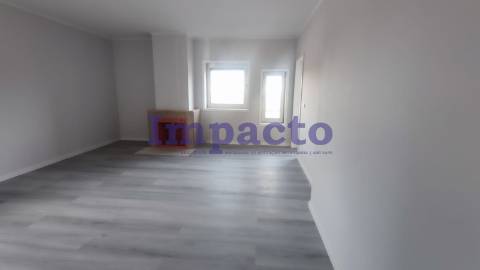 Apartamento T3 em Esgueira, Aveiro